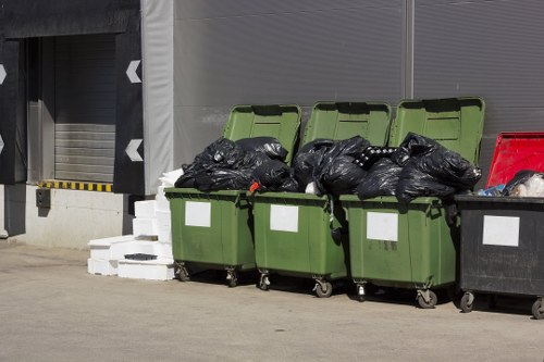 Eco-friendly recycling during flat clearance